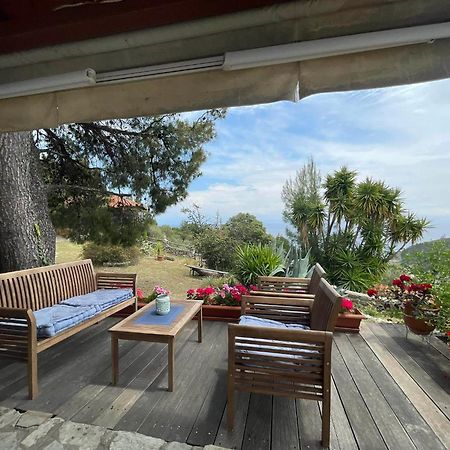 Villa Athos Сарти Екстериор снимка