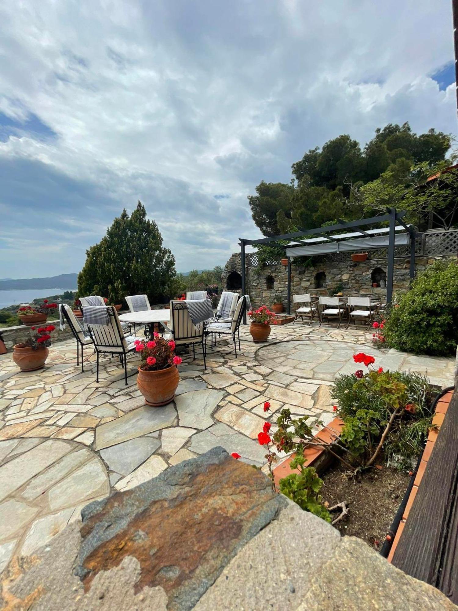 Villa Athos Сарти Екстериор снимка